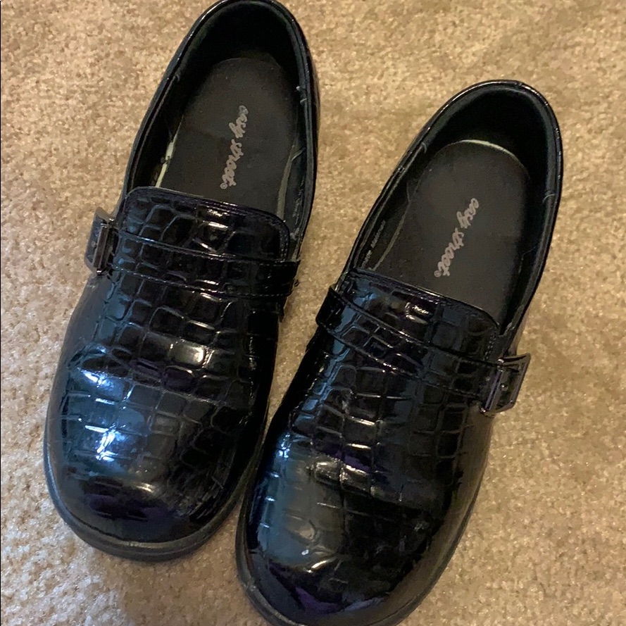 Clogs Size 9